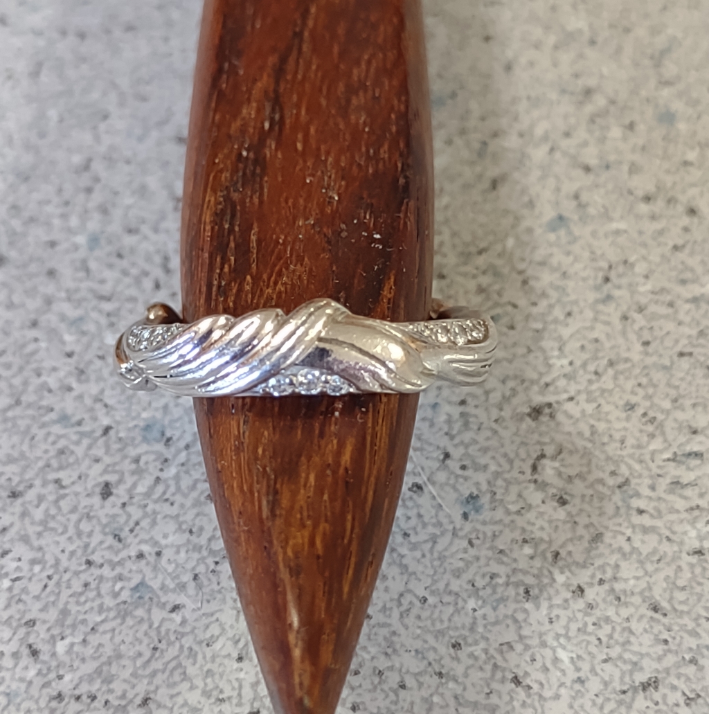 Lower Price!*Sterling Swirling Band(7)